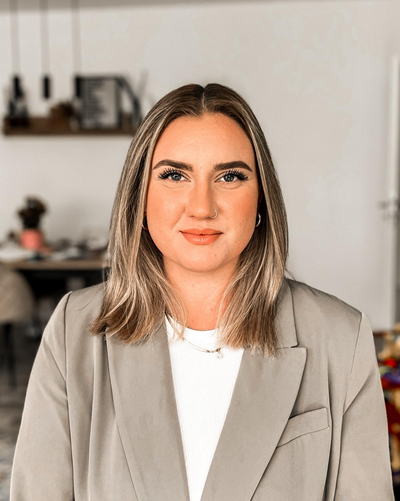 Externe Mitarbeiterin Logopädin: Melanie Wiens